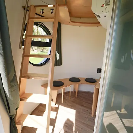 Slube An Der Marina *