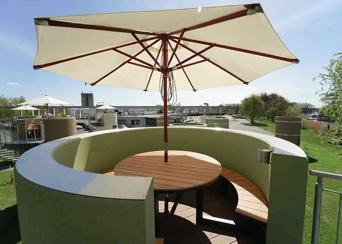 Slube An Der Marina 캡슐호텔