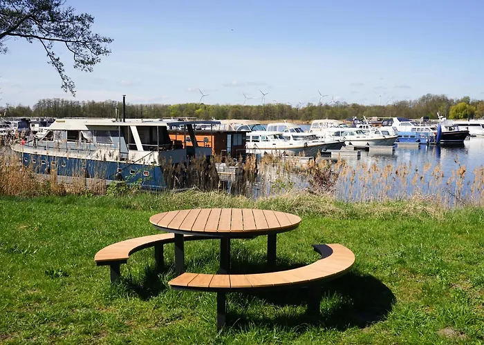 胶囊旅馆 Slube An Der Marina *