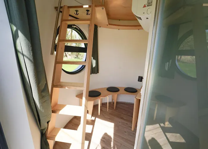 Slube An Der Marina *