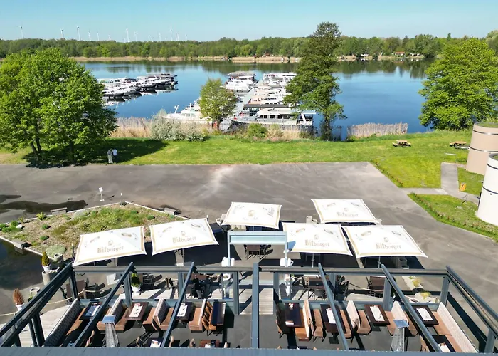 胶囊旅馆 Slube An Der Marina