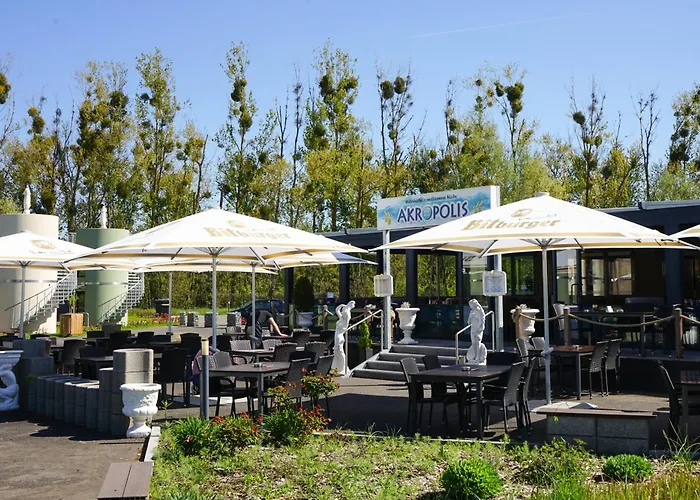 Slube An Der Marina 자흐데니크